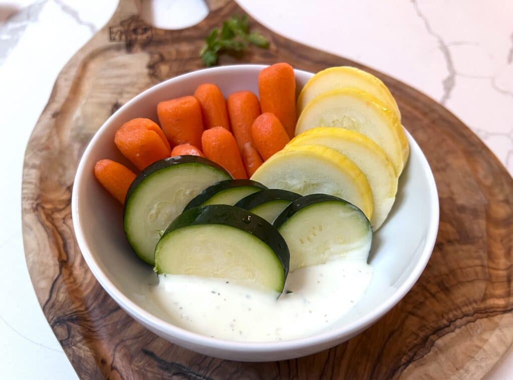 raw vegetables with low sodium kidney friendly ranch dressing